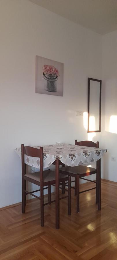 Apartment Luka بودغوريتْسا المظهر الخارجي الصورة